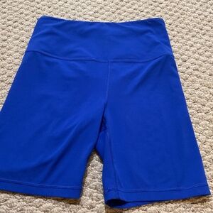 Athleta  shorts mid thigh